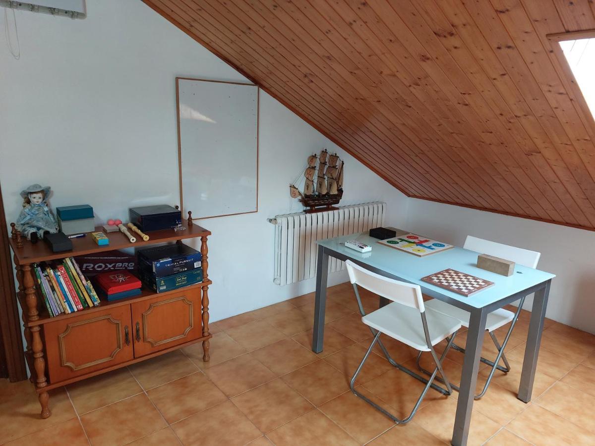 Acogedora Casa De Campo Neda Eksteriør bilde