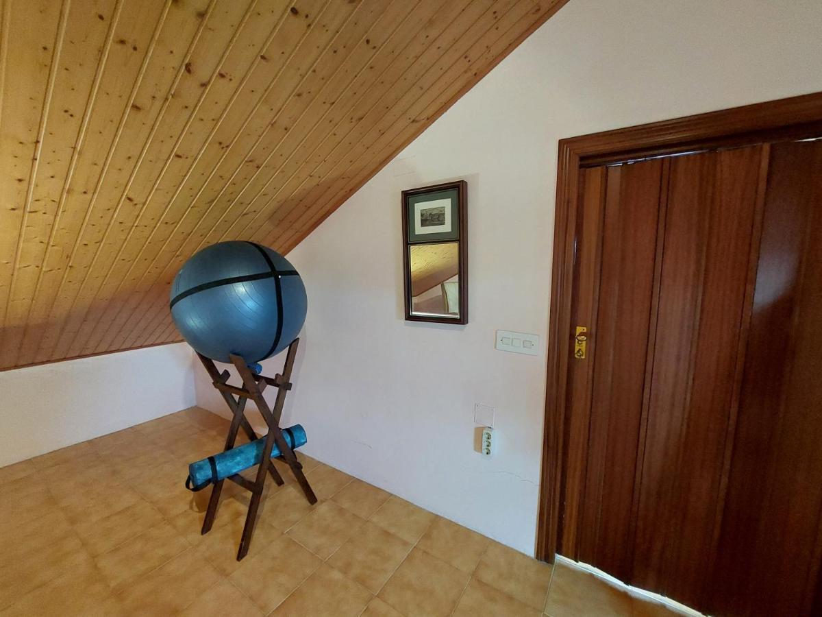 Acogedora Casa De Campo Neda Eksteriør bilde